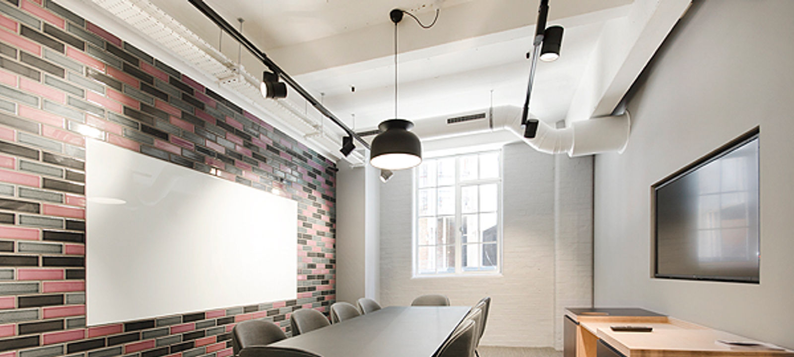 1-2 Hatfields, Waterloo - Image 1