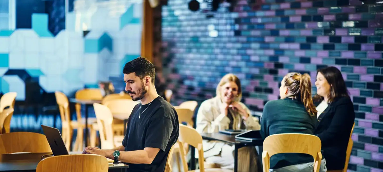 1-2 Hatfields, Waterloo - Image 1