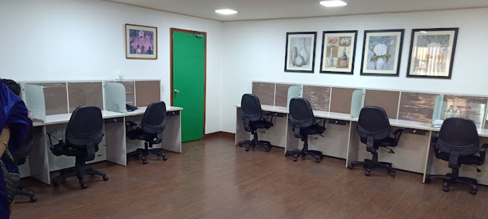 10/2 Picasso Bithi Mullick Bazar Park Street Area, Kolkata - Image 1