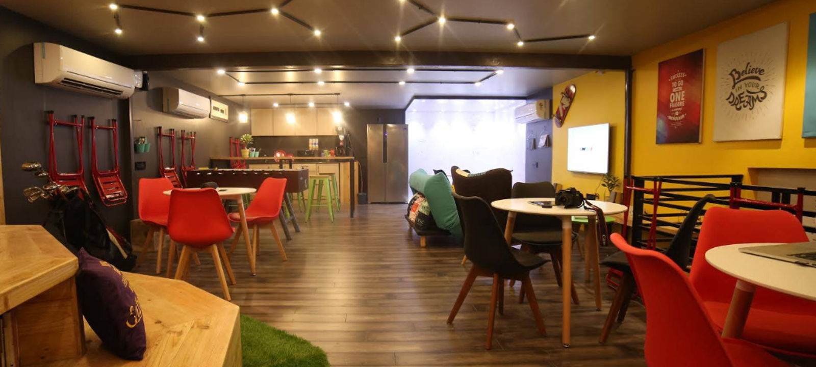 44 Connaught Place, Delhi - Image 1