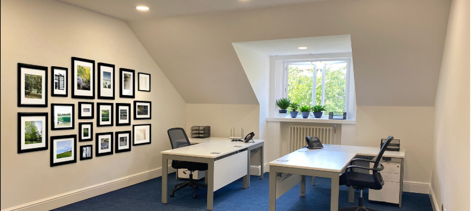9 Park Square East, West Yorkshire - Image 1