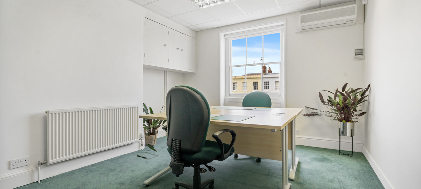 29 Cambray Place, Gloucestershire - Image 1