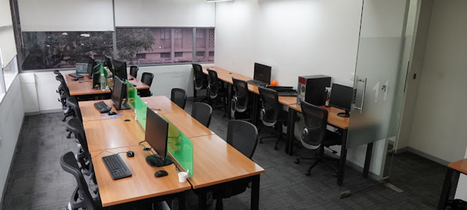 18 Mahatma Gandhi Rd, Bengaluru - Image 1