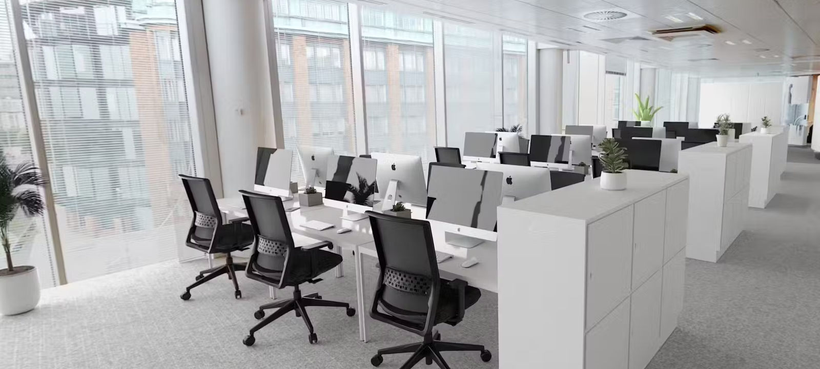 95 Queen Victoria, Mansion House - Image 1