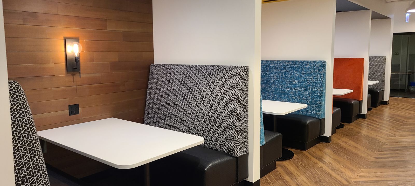 1701 Golf Rd, Rolling Meadows - Image 1