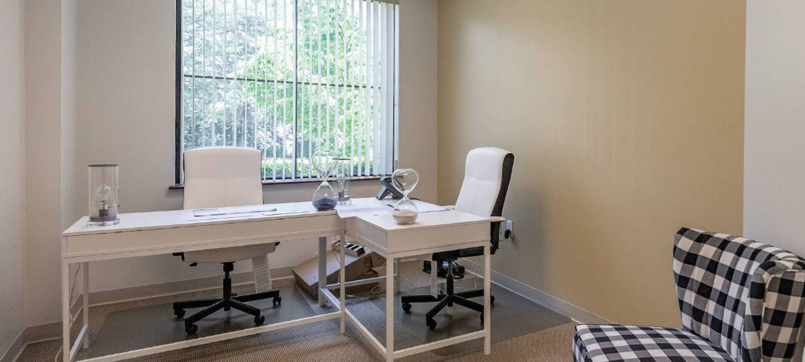 537 West Sugar Creek Road, Charlotte - Image 1