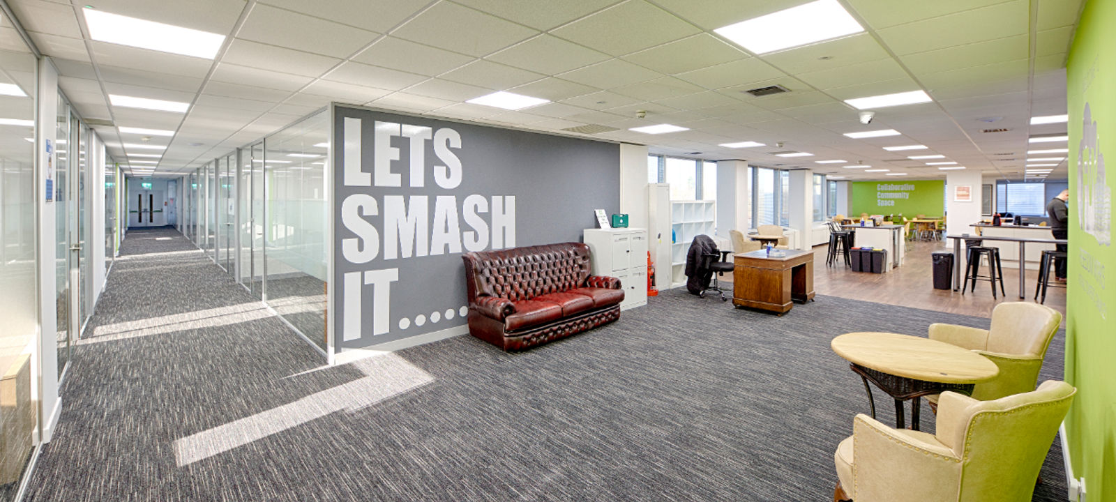 125 High Street, Crawley - Image 1