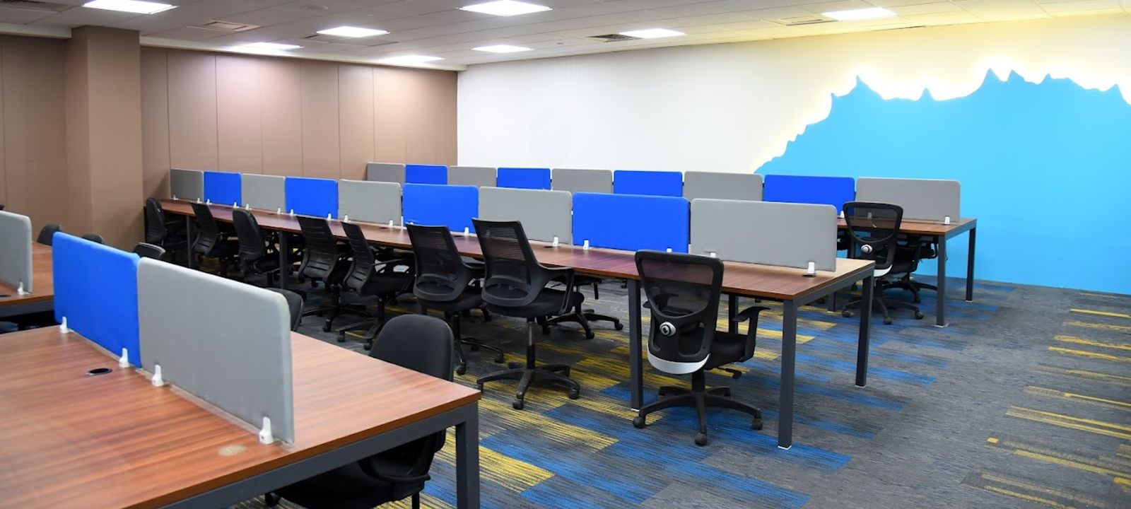 6A/4 19 Pu3 Ab Rd Lig Colony, Indore - Image 1