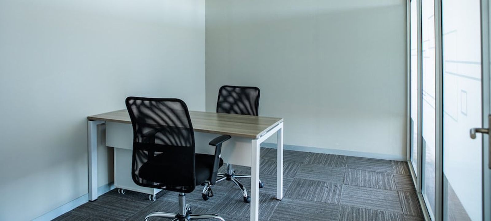 Broadway Boulevard, Somerset West - Image 1