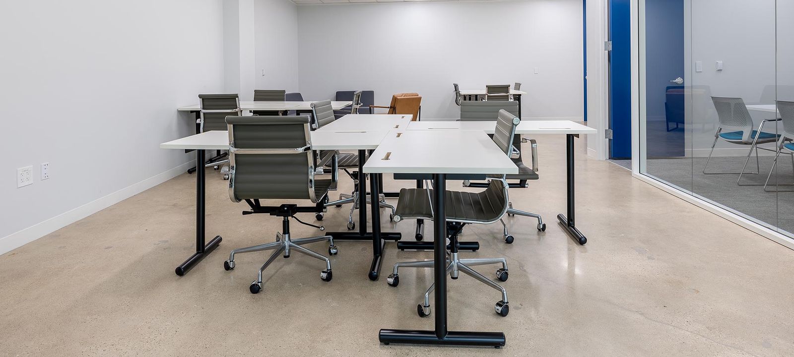 5000 Plaza On The Lake Drive, Austin - Image 1