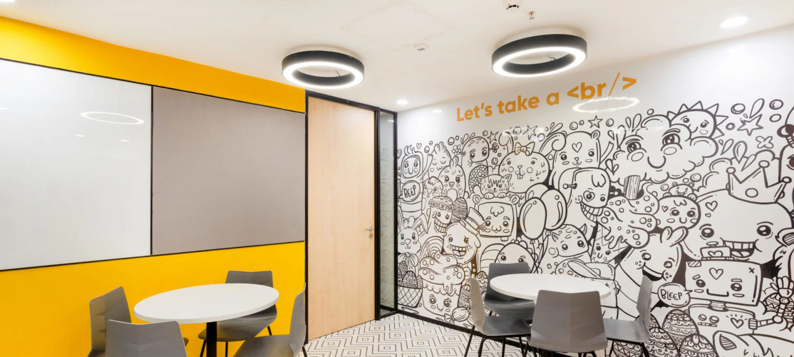 F3qh+qp8 Sector 18, Gurugram - Image 1