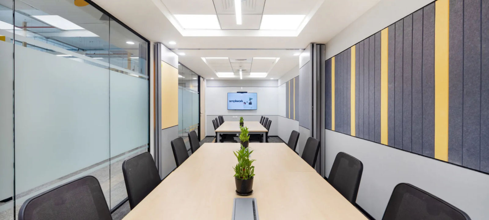 F3qh+qp8 Sector 18, Gurugram - Image 1