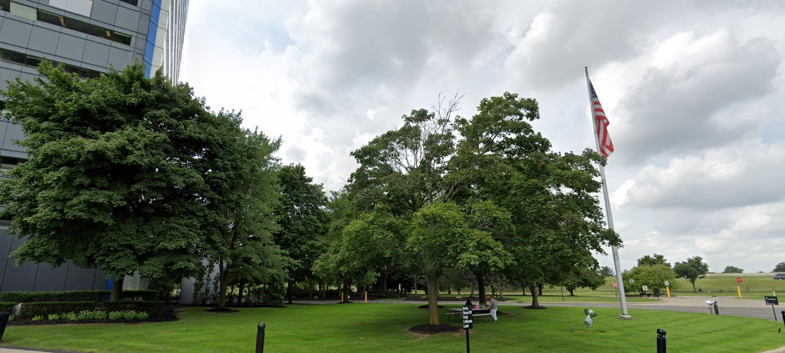 18000 West Nine Mile Road, Southfield - Image 1