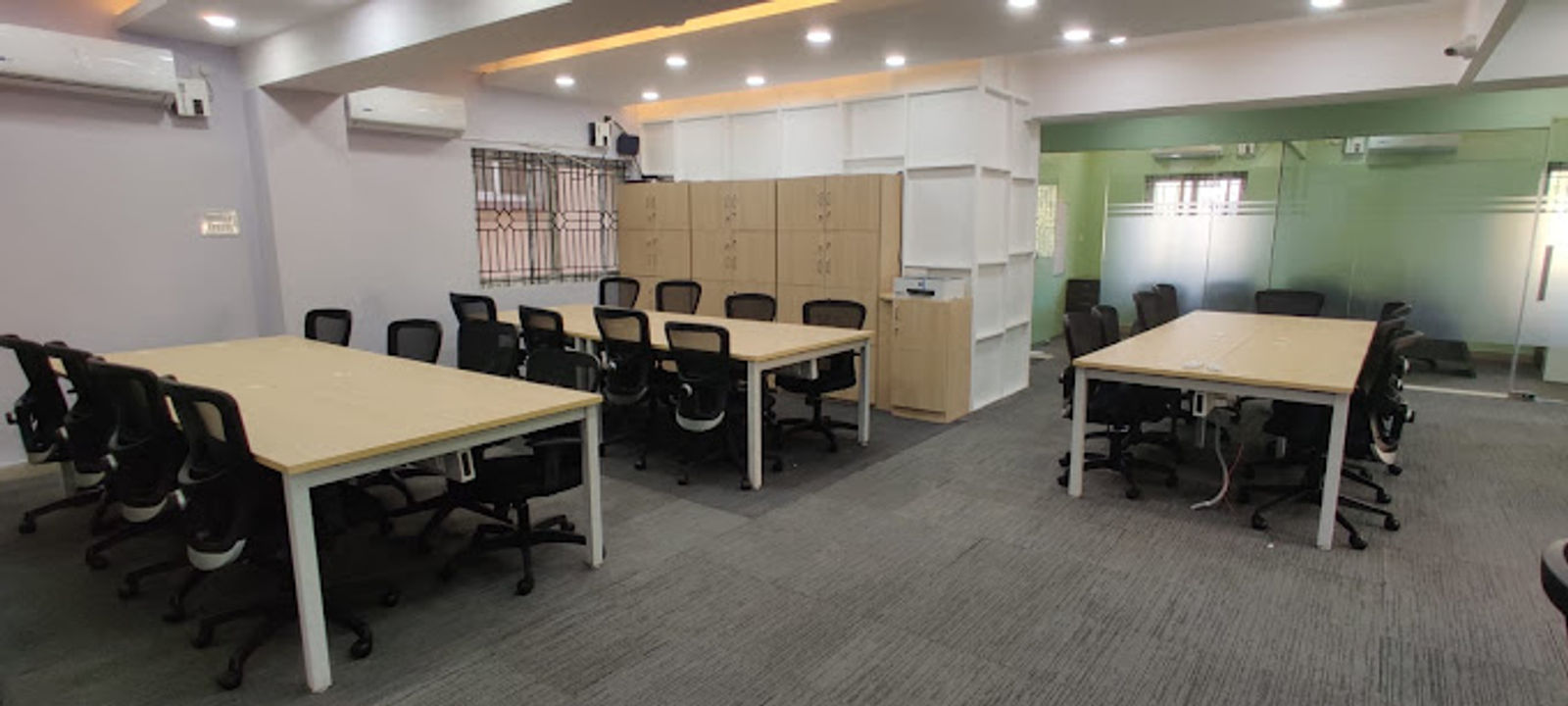 5 Hrbr Layout 1st Block Bank Avenue Colony, Bengaluru - Image 1
