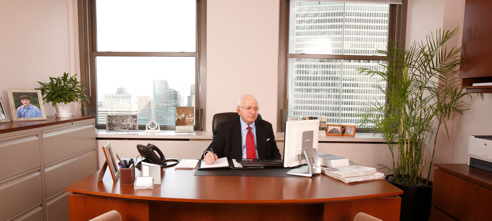 60 East 42nd Street, New York - Image 1