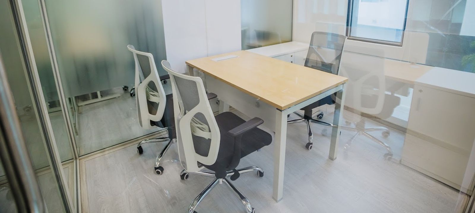 Golf Course Rd Sector 43, Gurugram - Image 1