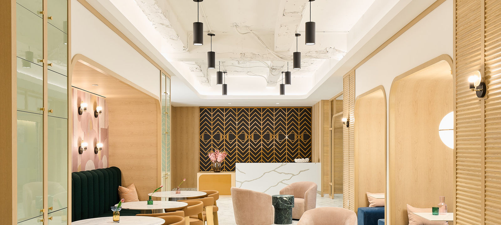 745 5th Avenue, New York - Image 1