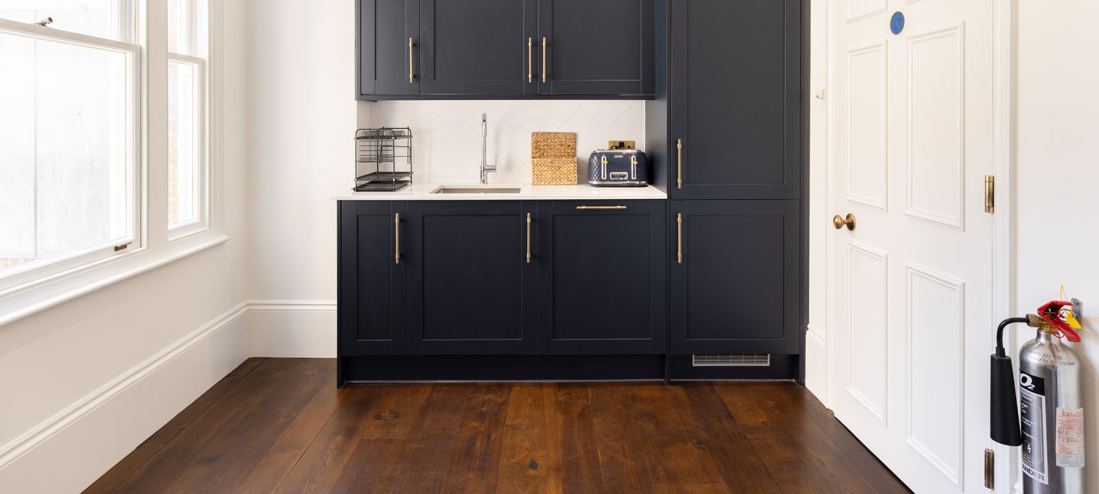 48 Curzon Street, London - Image 1