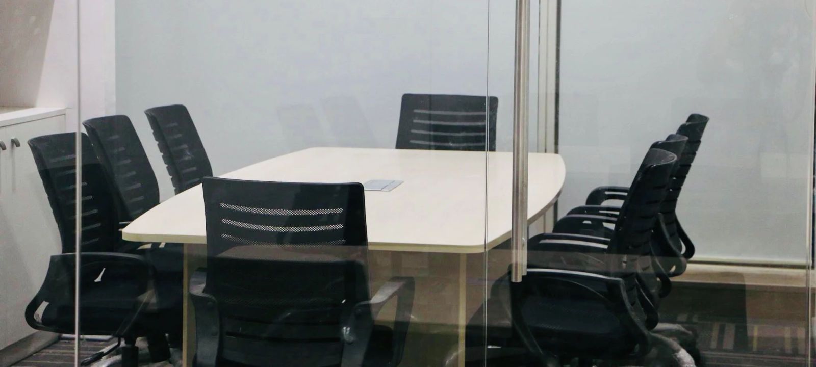 20 Person Private Office at New Link Rd Gandhi Nagar Shankar Pada ...