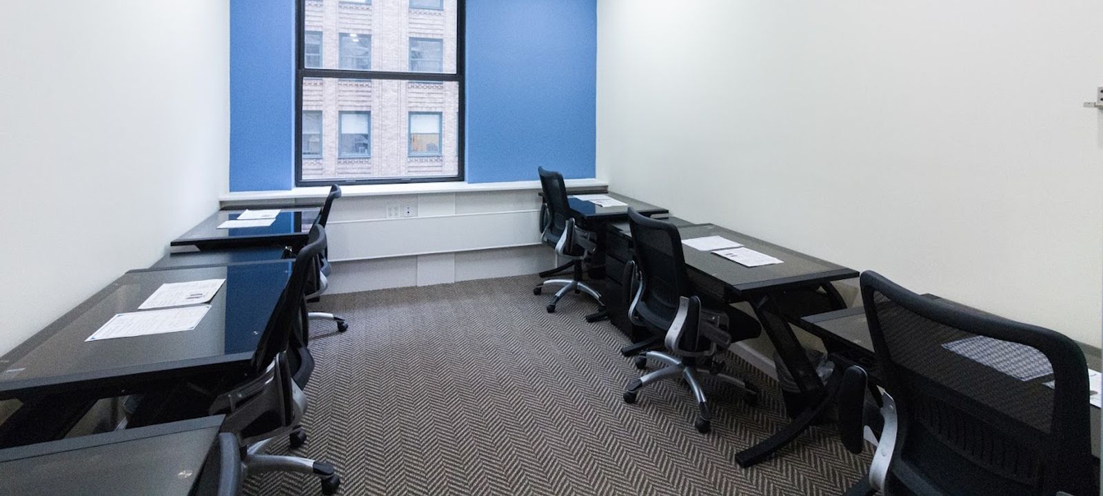 515 Madison Avenue, New York - Image 1