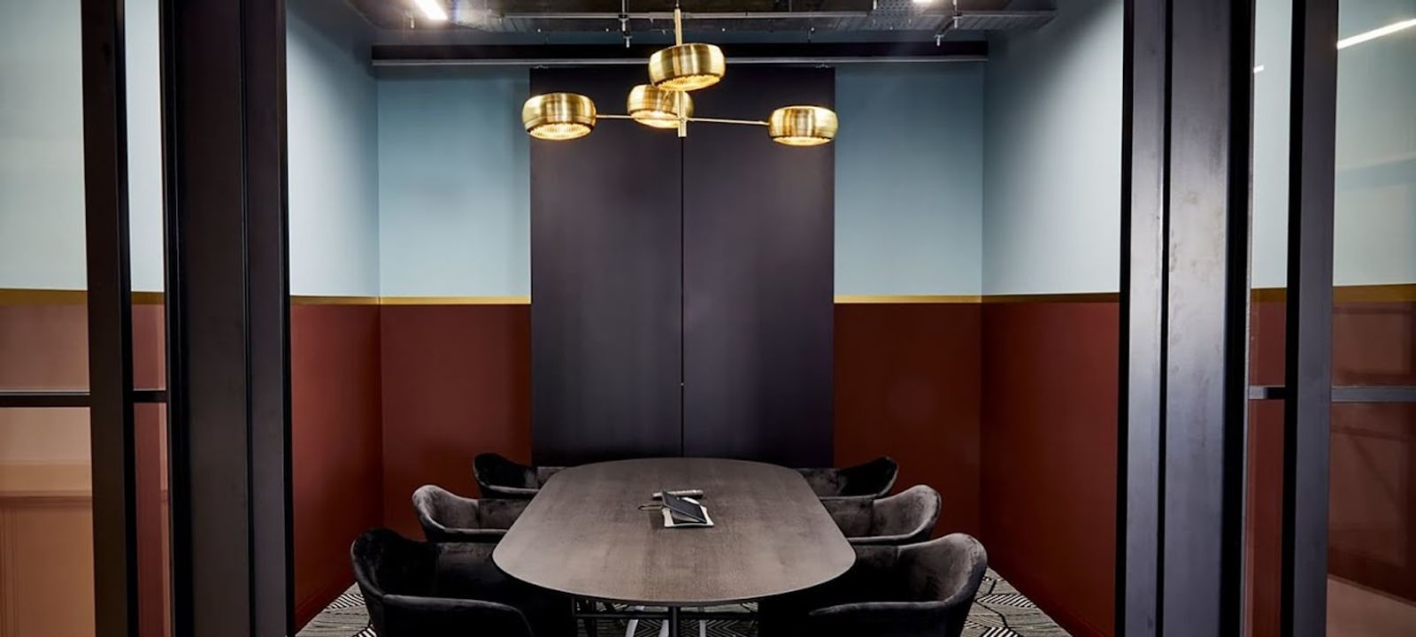 102 Rookery Court, Greater London - Image 1