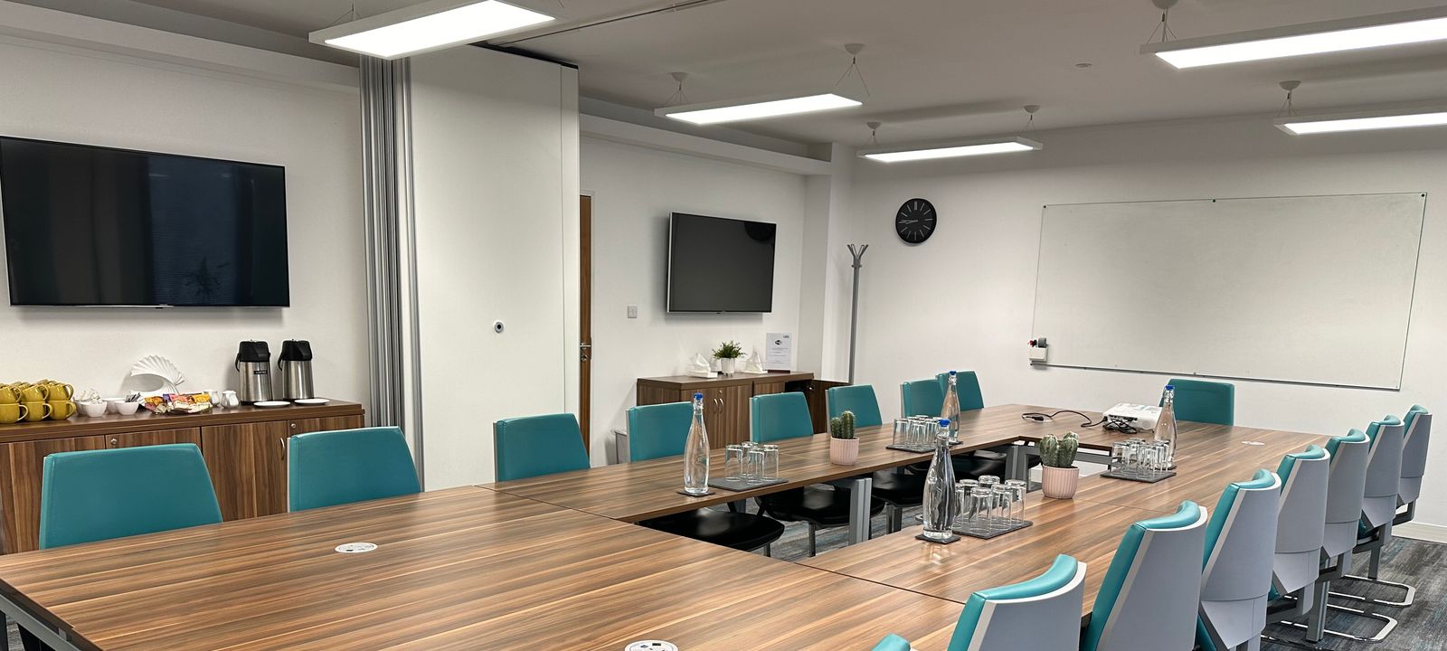 1000 Great West Road, Brentford - Image 1