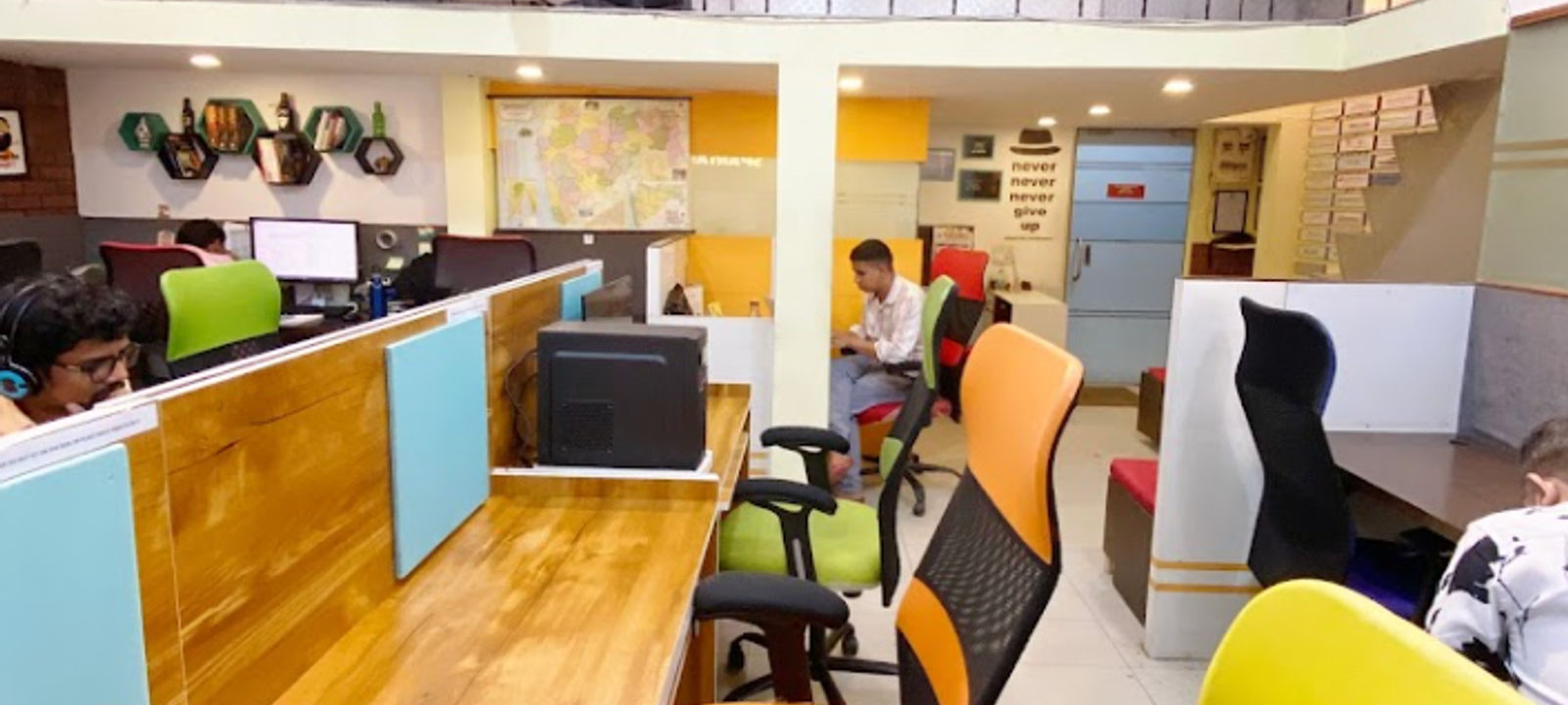 Andheri Link Road, Mumbai - Image 1