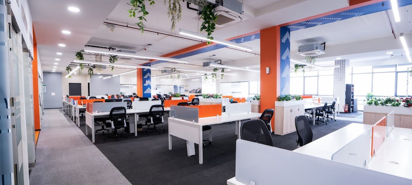 Sarkhej - Gandhinagar Highway, Ahmedabad - Image 1