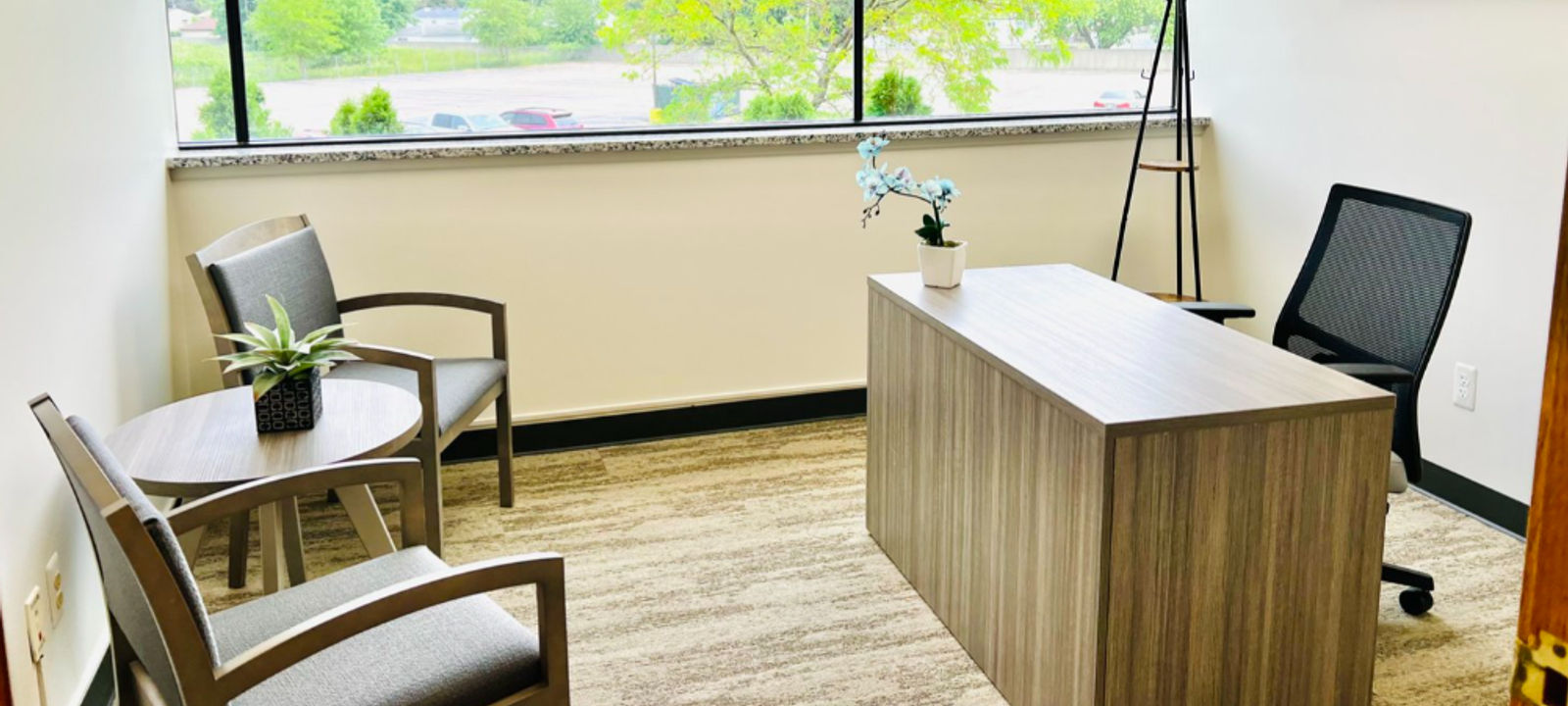 38600 Van Dyke Avenue, Sterling Heights - Image 1