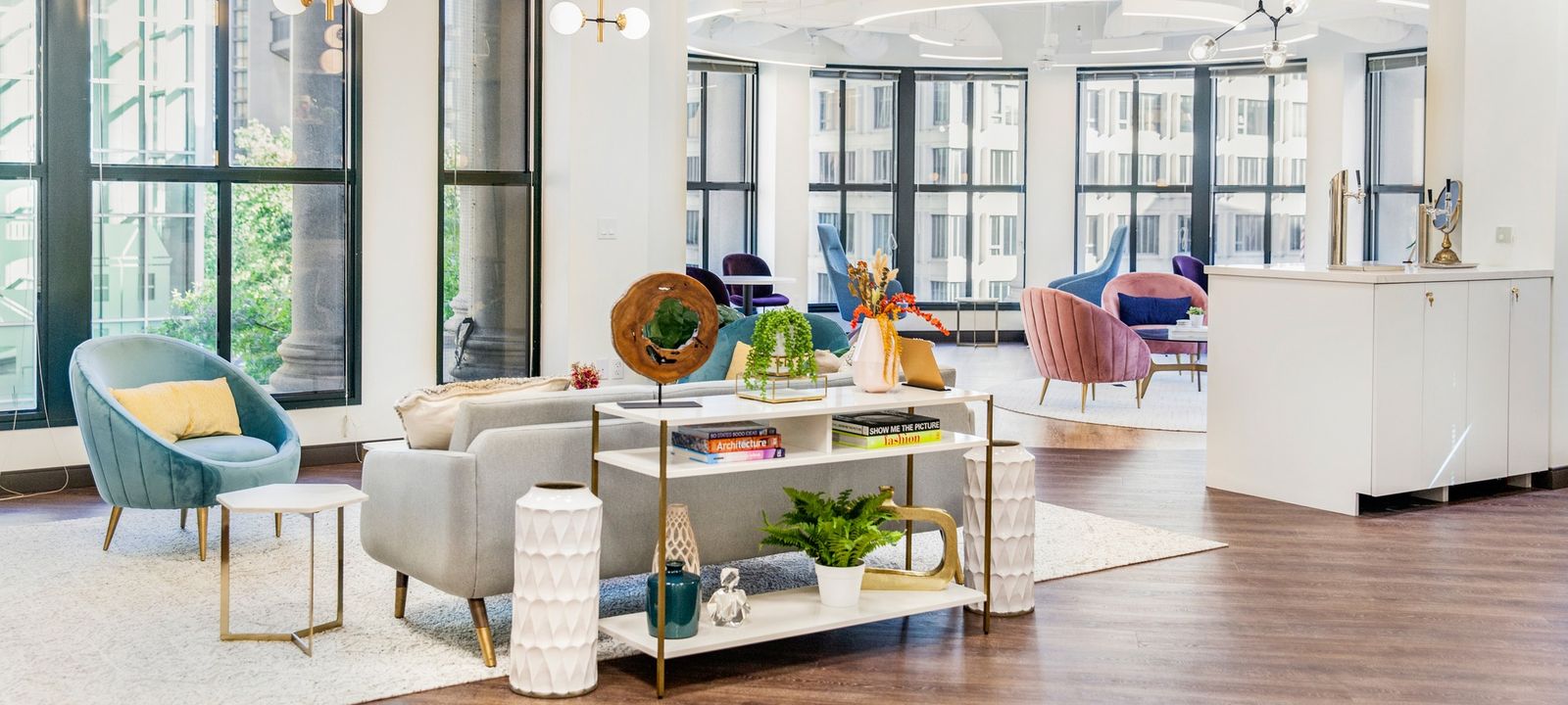 2000 Pennsylvania Ave Nw, Washington - Image 1