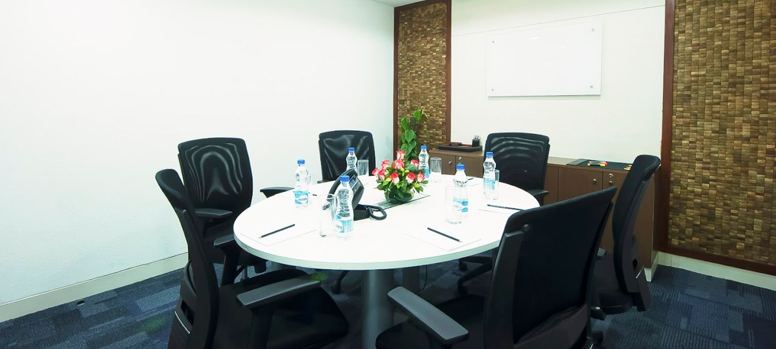 Pamposh Enclave District Centre Sector 6, New Delhi - Image 1