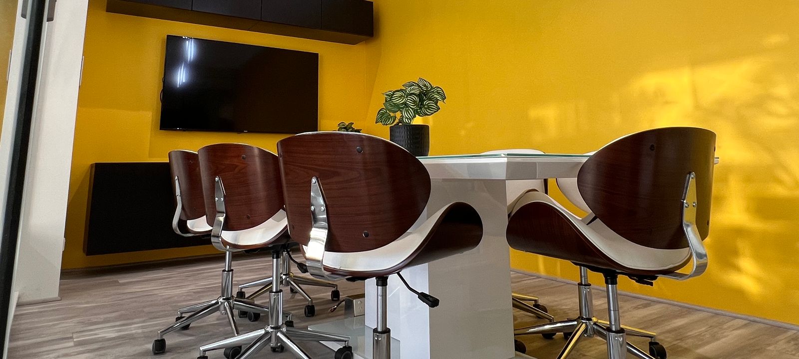 598 Albany Highway, Victoria Park - Image 1