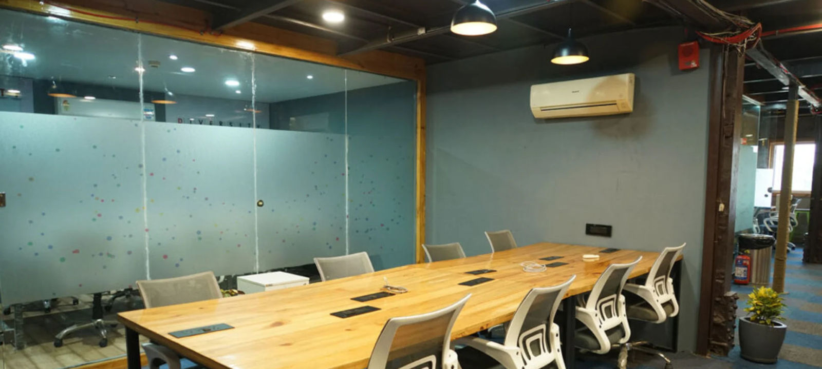 69 Connaught Cir Hanuman Road Area Connaught Place, New Delhi - Image 1