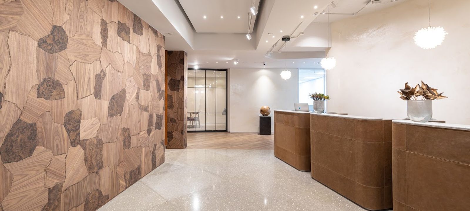 979 King's Road Taikoo Place, Quarry Bay - Image 1