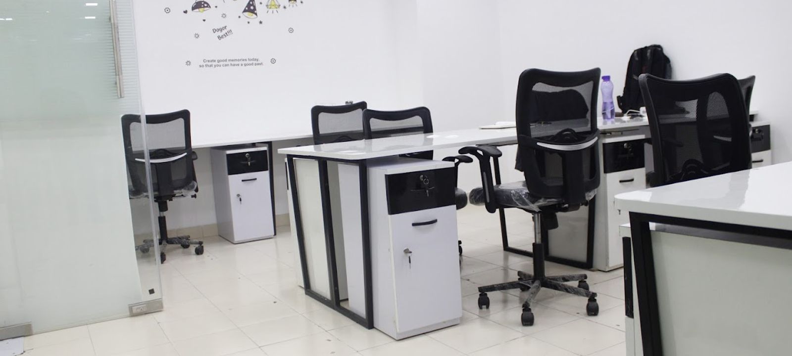 32 Jl Nehru Road Park St, Kolkata - Image 1