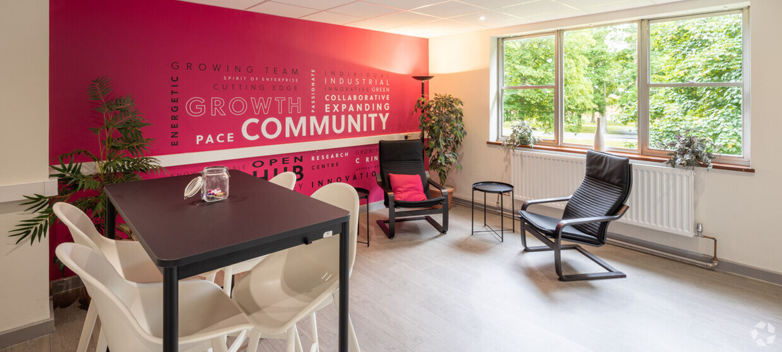 77 Heyford Park, Bicester - Image 1