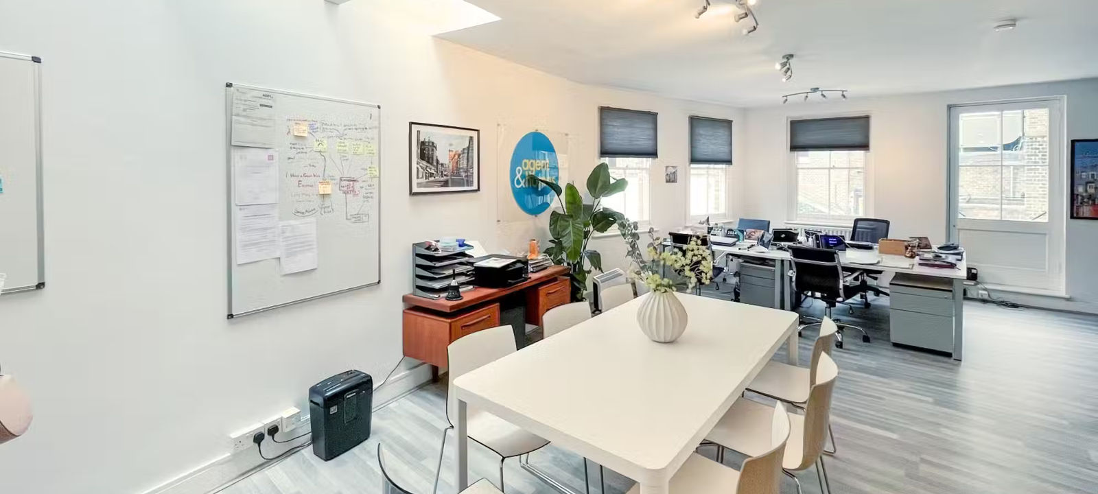 136 Lancaster Road, Greater London - Image 1