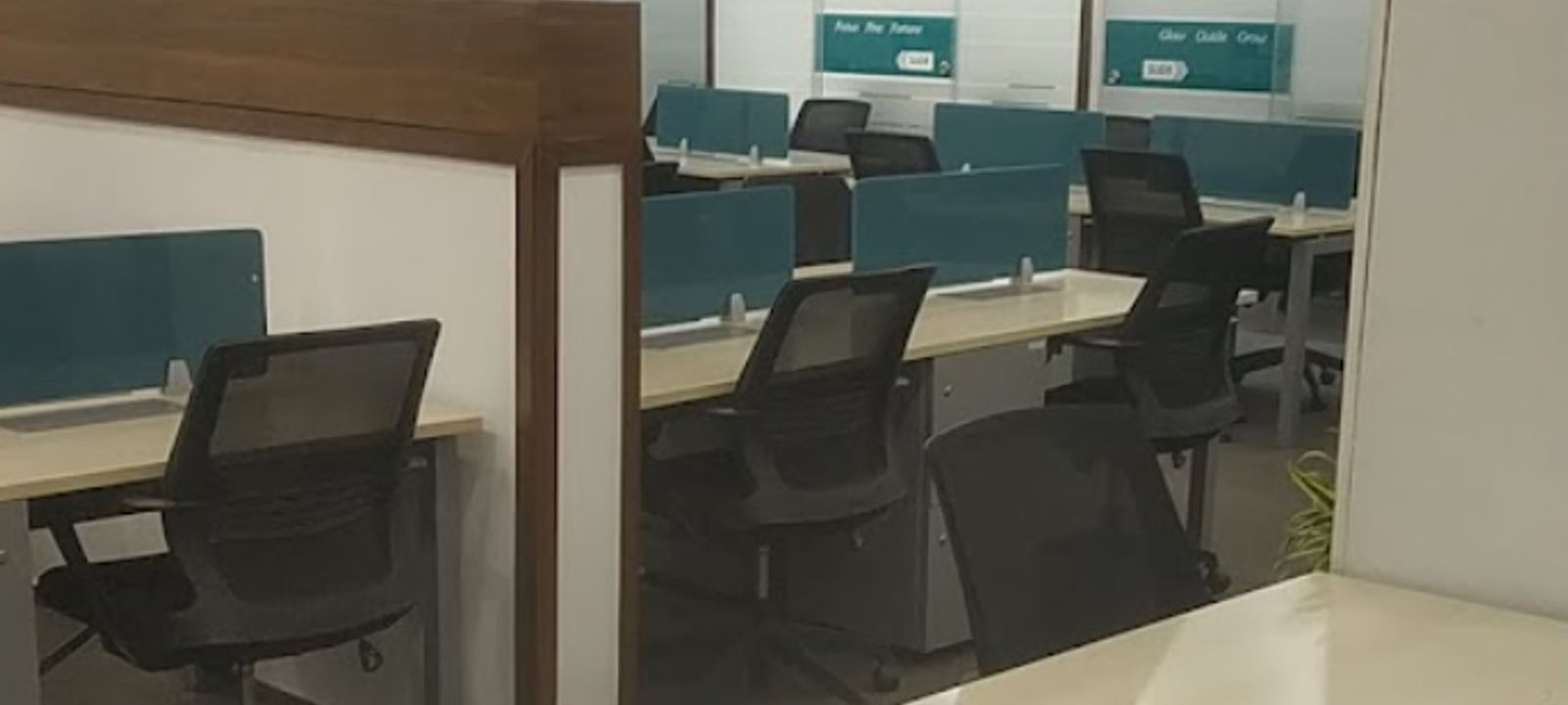 B-39 Middle Cir Connaught Place, New Delhi - Image 1