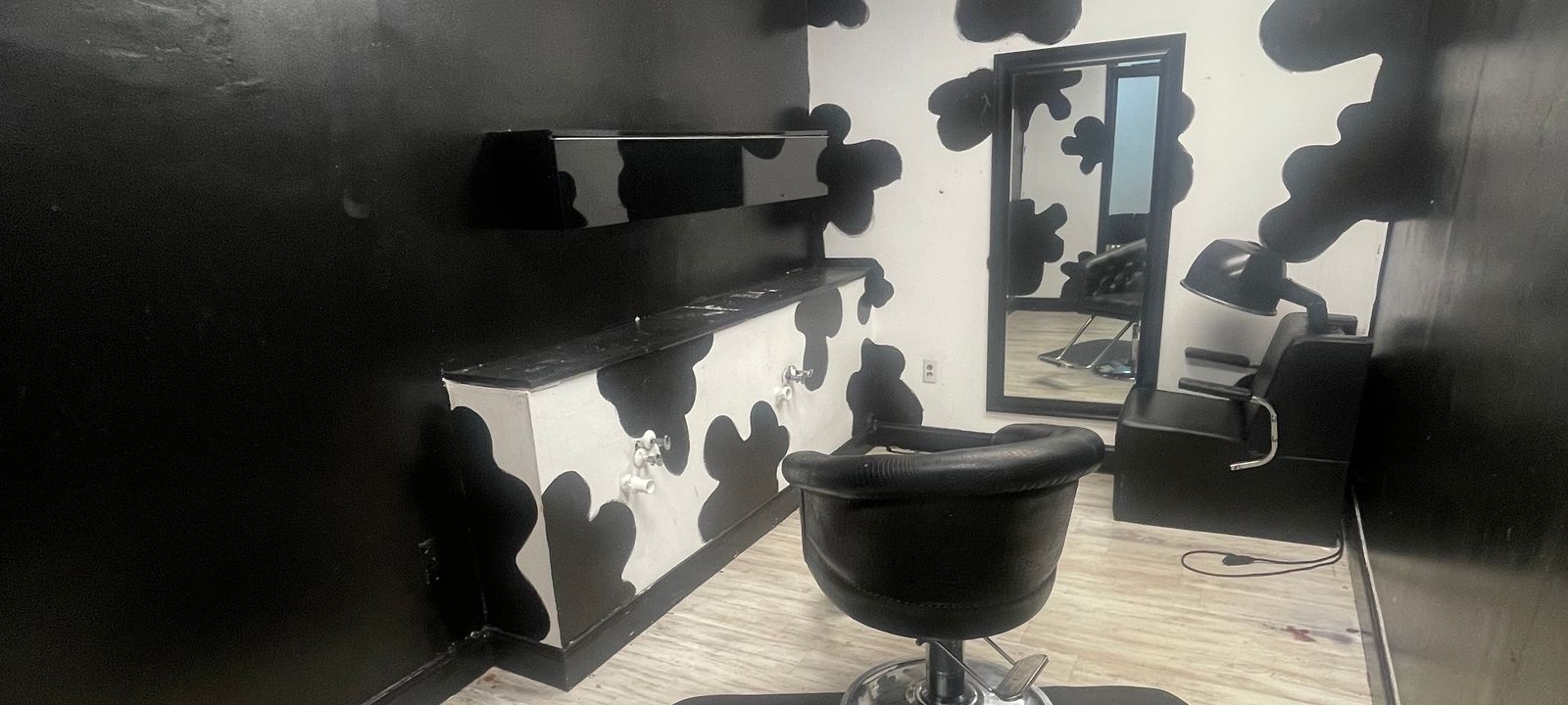 3276 Academy Avenue, Portsmouth - Image 1