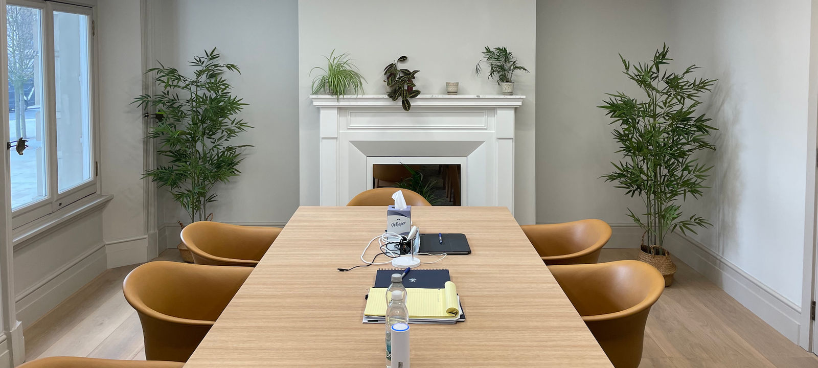 25 Berkeley Square 25 Berkeley Square, London - Image 1