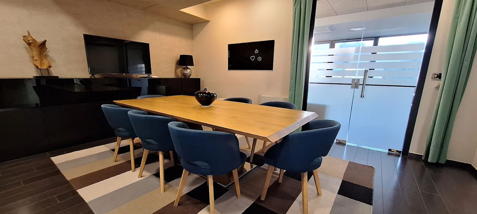 144A Savska Cesta, Zagreb - Image 1