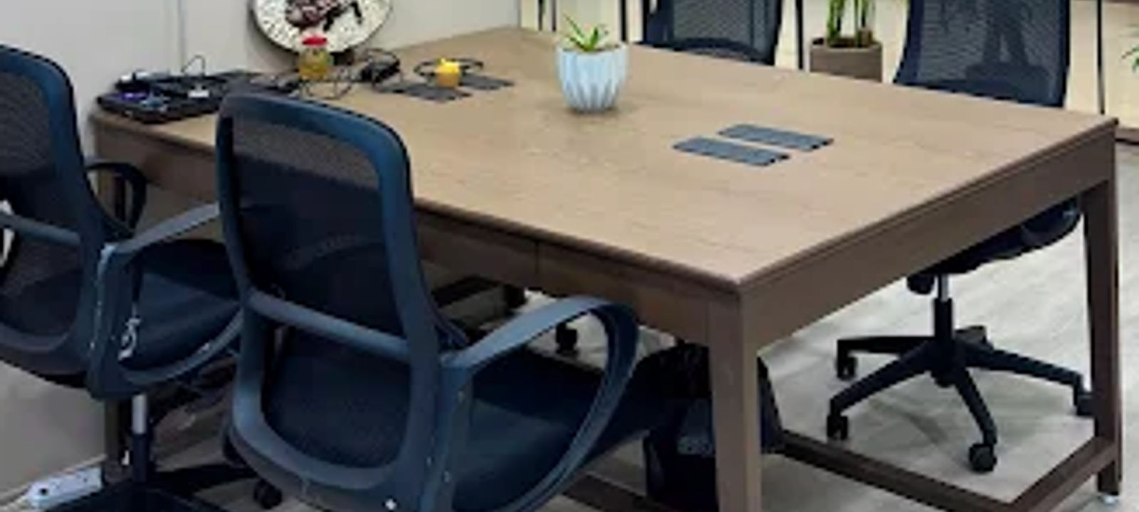 The Junomoneta Tower Opp Pal Rto Near Rajhans Cinema Pal Adajan, Surat - Image 1