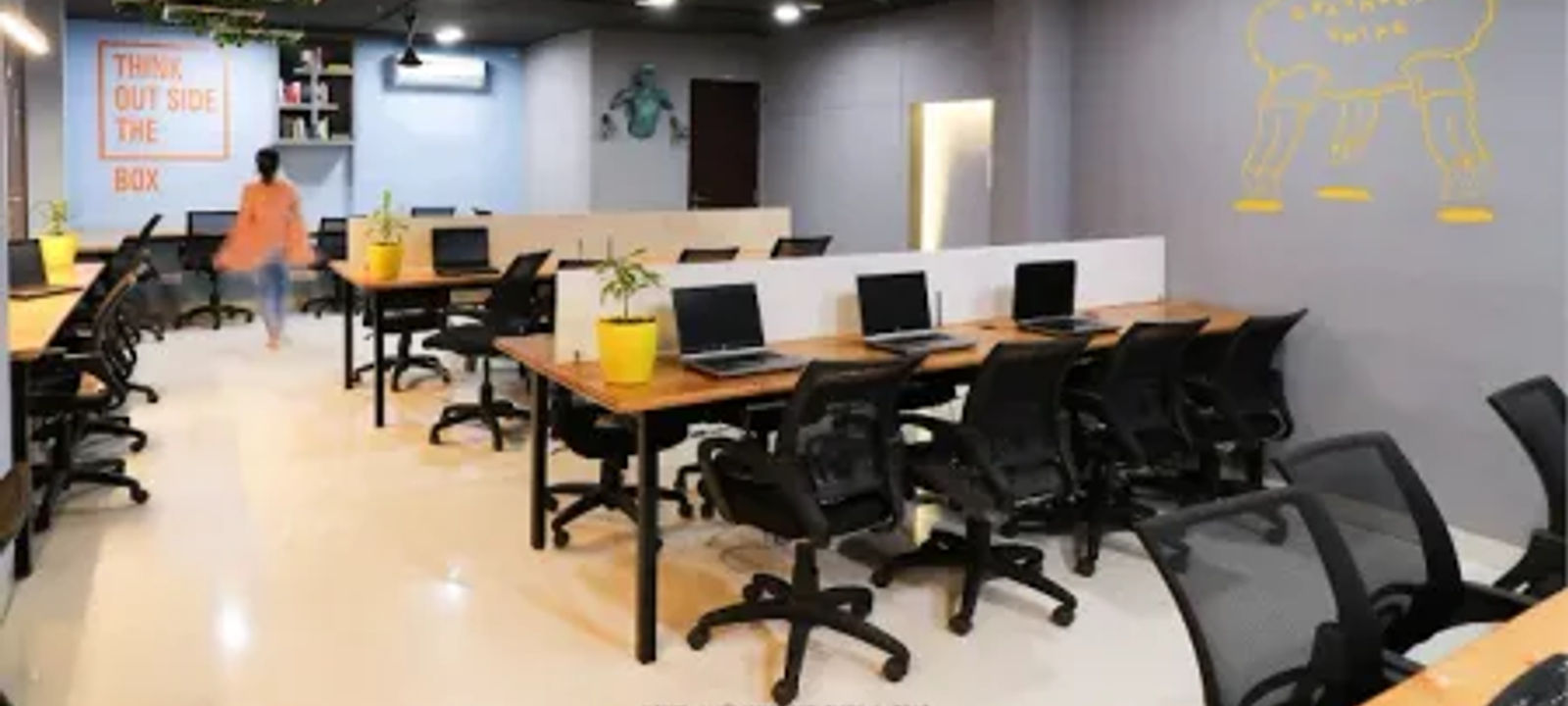 18 Janjeerwala Square Diamond Colony New Palasia, Indore - Image 1