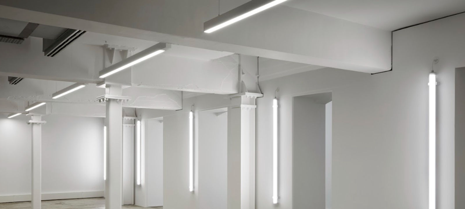 46 Essex Rd, London - Image 1