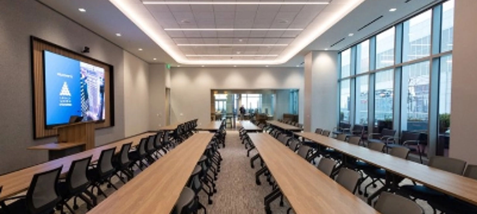 600 S Tryon Street, Charlotte - Image 1