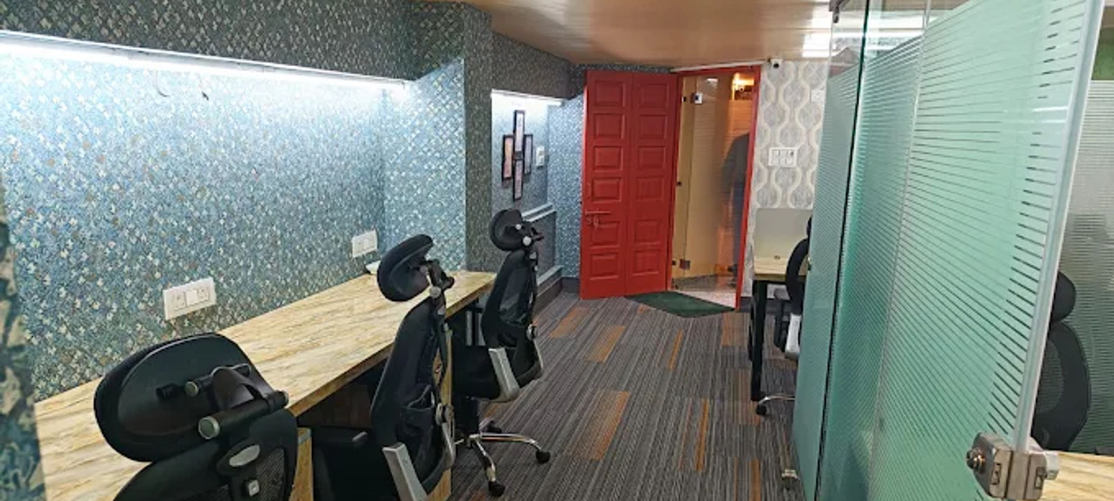 Jhandewalan Extension, New Delhi - Image 1