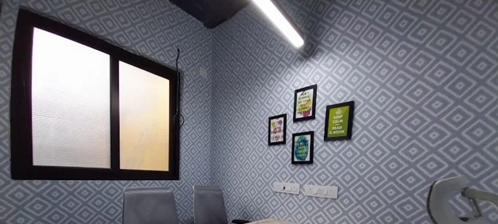 Jhandewalan Extension, New Delhi - Image 1