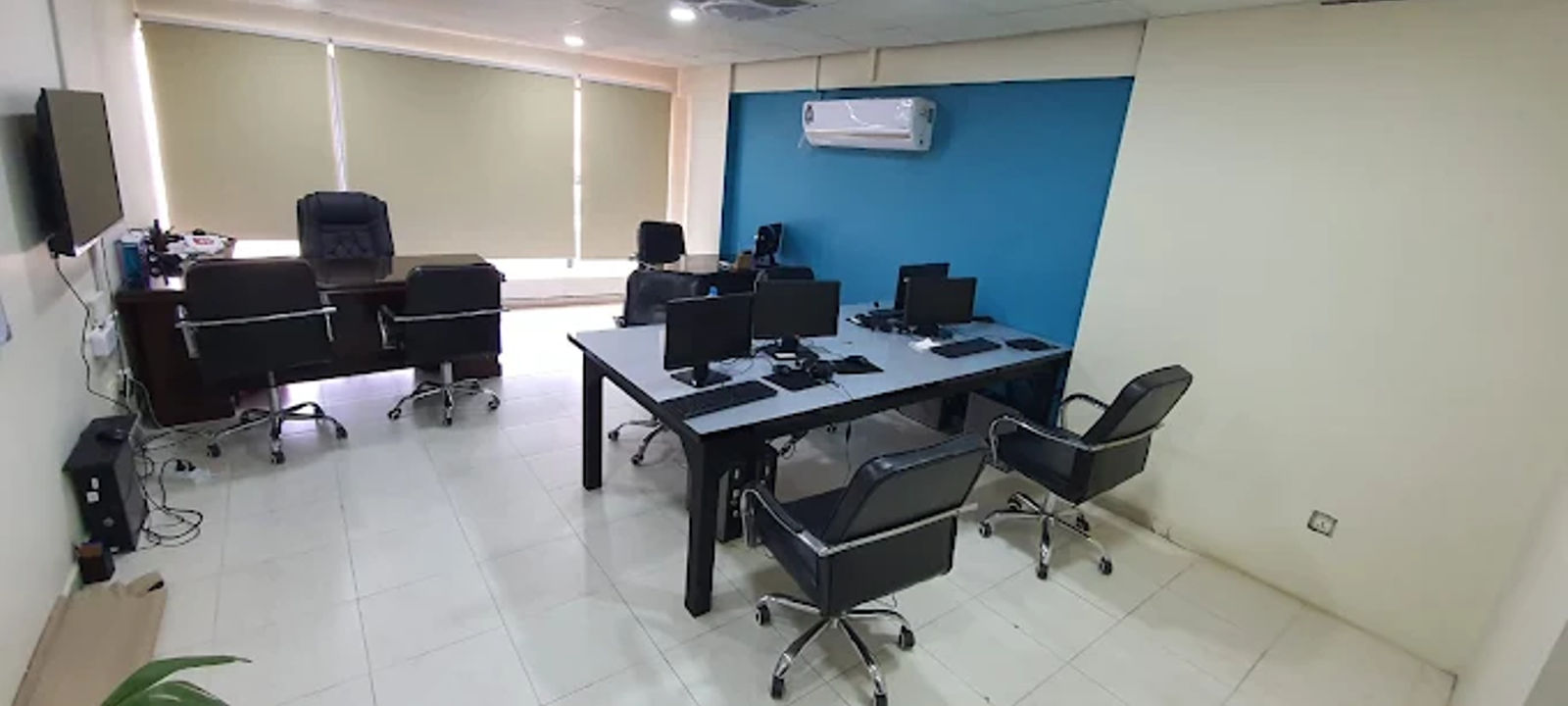 22-C Bukhari Commercial Lane 3 Phase 6 Dha, Karachi - Image 1