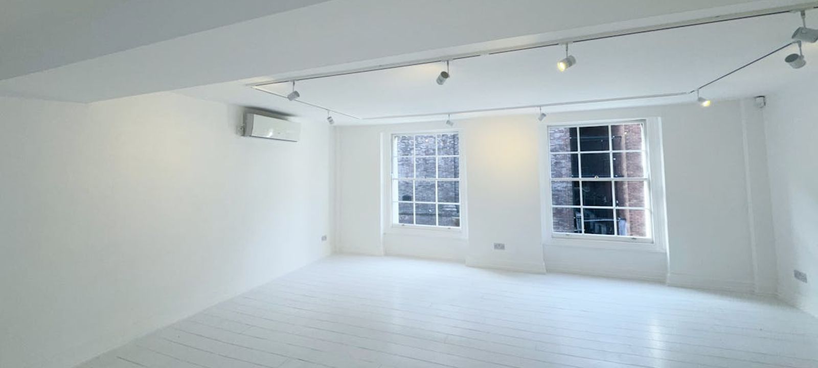 19 Greek Street, Soho - Image 1