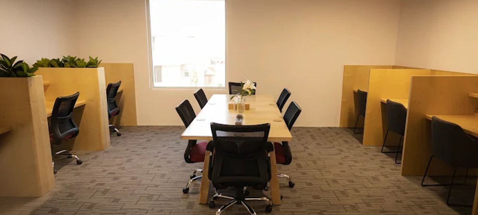 9 Person Private Office at 5260 Prince Sultan Rd Al Basateen 7533 ...